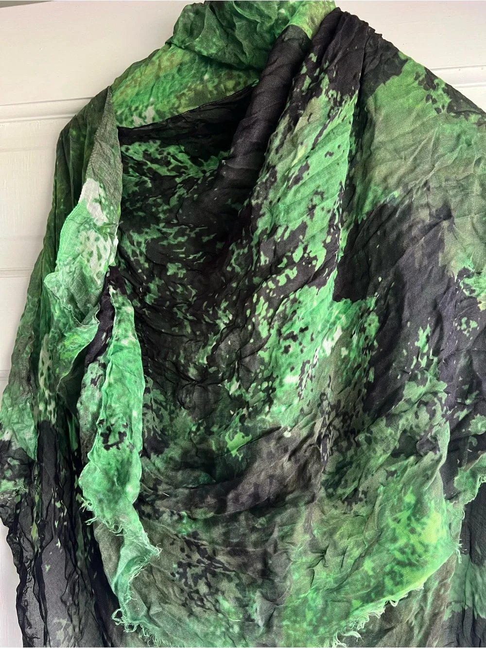 Modal Cashmere Scarf | Authentic Oscar de la Renta Pre-Fall 2011 Abstract Print